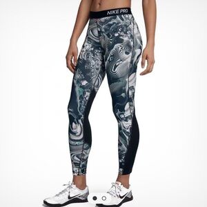 Nike pro dri fit crop tights